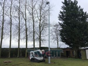 Intervention sur une éolienne skystream avec une pince spécifique